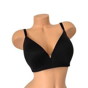 VICTORIAS SECRET 34DDD Love Cloud Wireless Push-Up Smooth Bra Solid Black